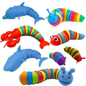 Party Favor Fidget Slug Articulated Toy Realistic Slug Insects Toy Kit Fun Crawling Sensory Keychain Set Release Stress P0826
